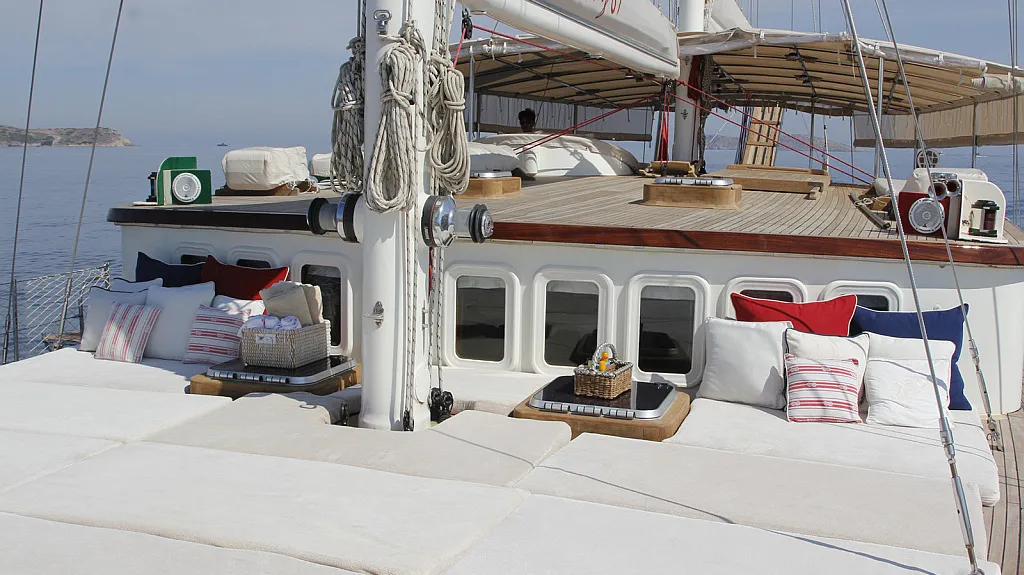 Yat İçi Konaklama Olanakları (Oda Sayısı, Banyo vb.)